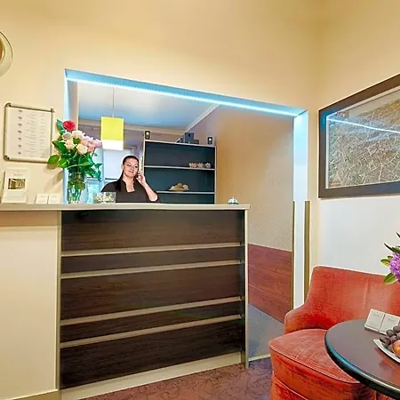 Hotel Atelier 3*
